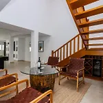 Casa Familia *