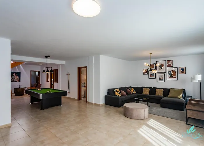 Casa Familia וילה פלאיה בלנקה