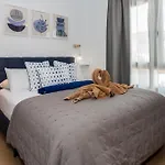 Casa Familia